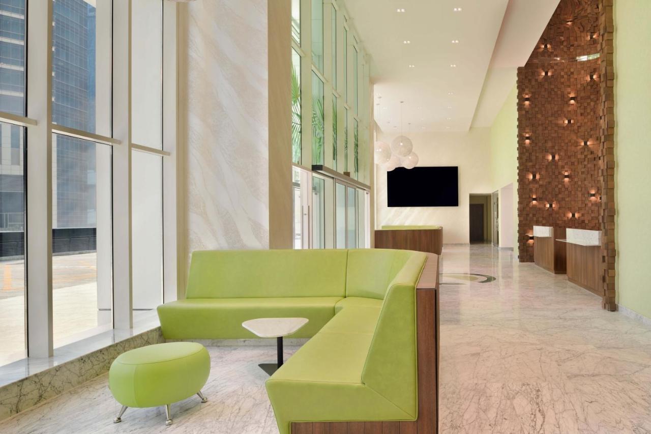Element By Westin City Center 多哈 外观 照片 The interior of the hotel