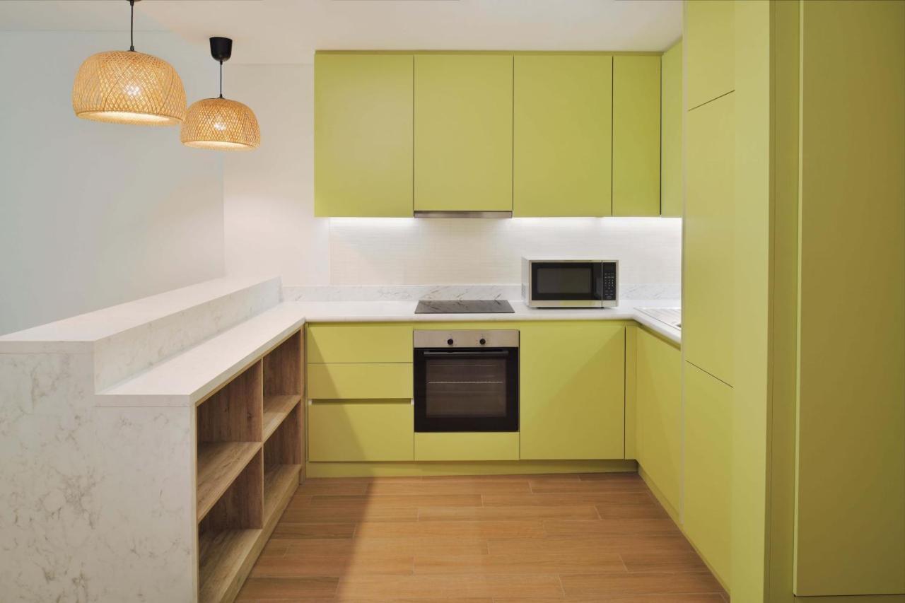 Element By Westin City Center 多哈 外观 照片 A modern kitchen