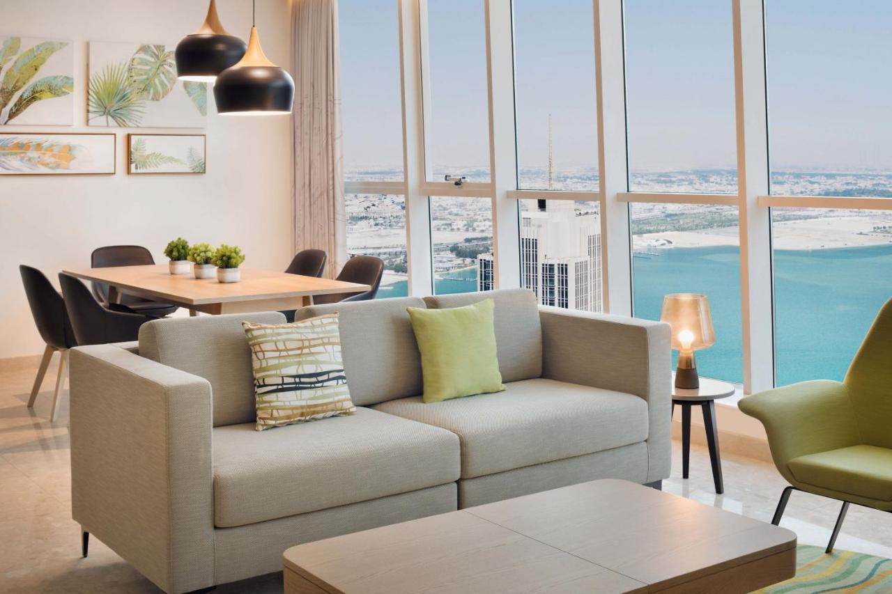 Element By Westin City Center 多哈 外观 照片 A living room at the hotel