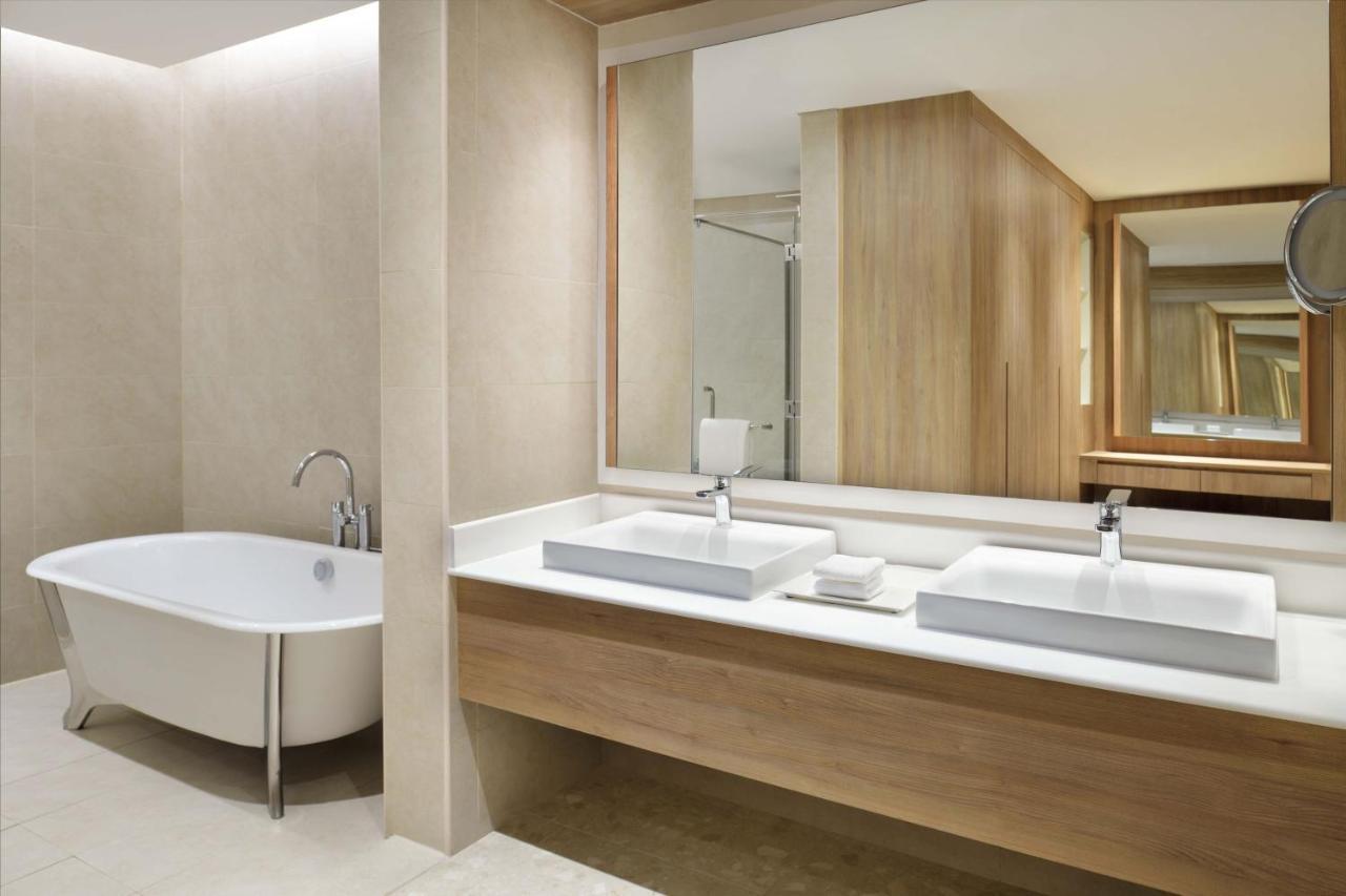 Element By Westin City Center 多哈 外观 照片 Bathroom